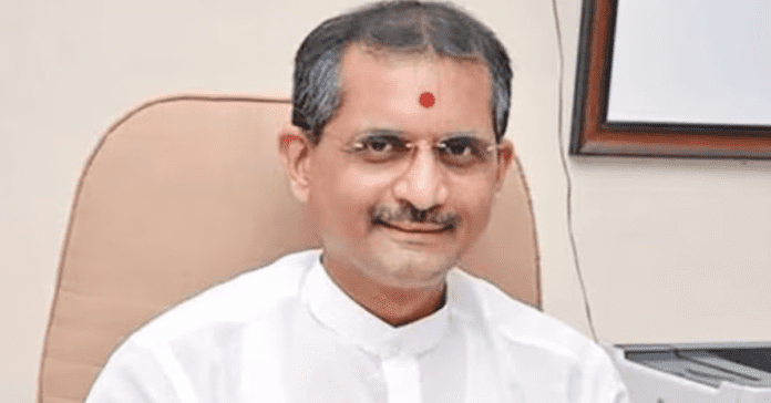 upsc-chairman-manoj-soni-resigned upsc-chairman-manoj-soni-resigned